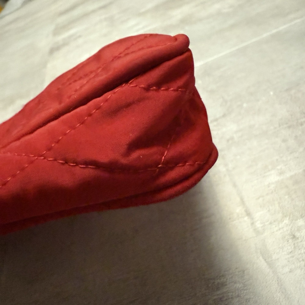 Vintage Cacharel Cosmetic Pouch Makeup Bag Red Quilted Gold‎ Sun Button & Zipper - Picture 6 of 10